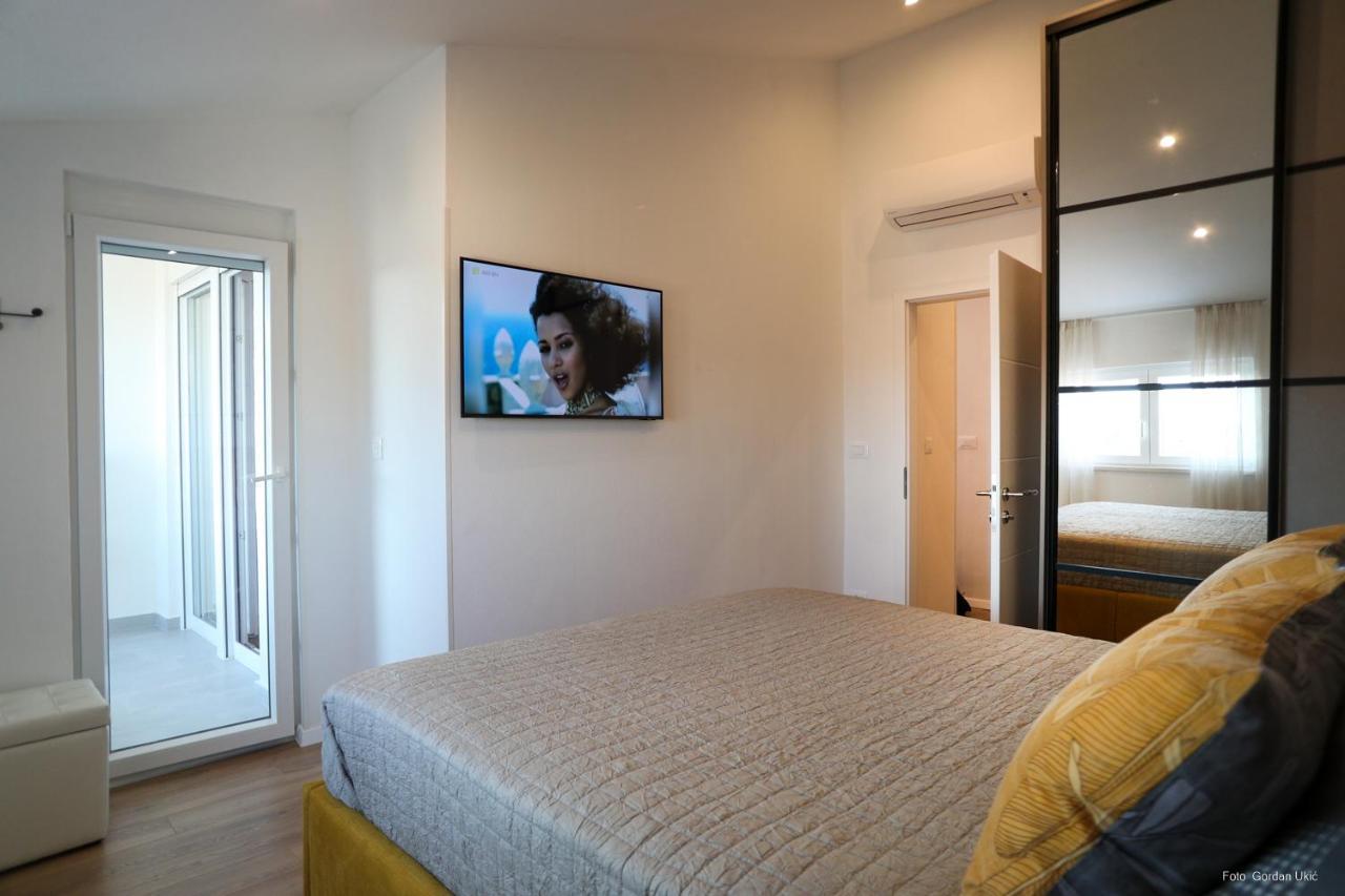 רוביני Blue Sky Apartment מראה חיצוני תמונה