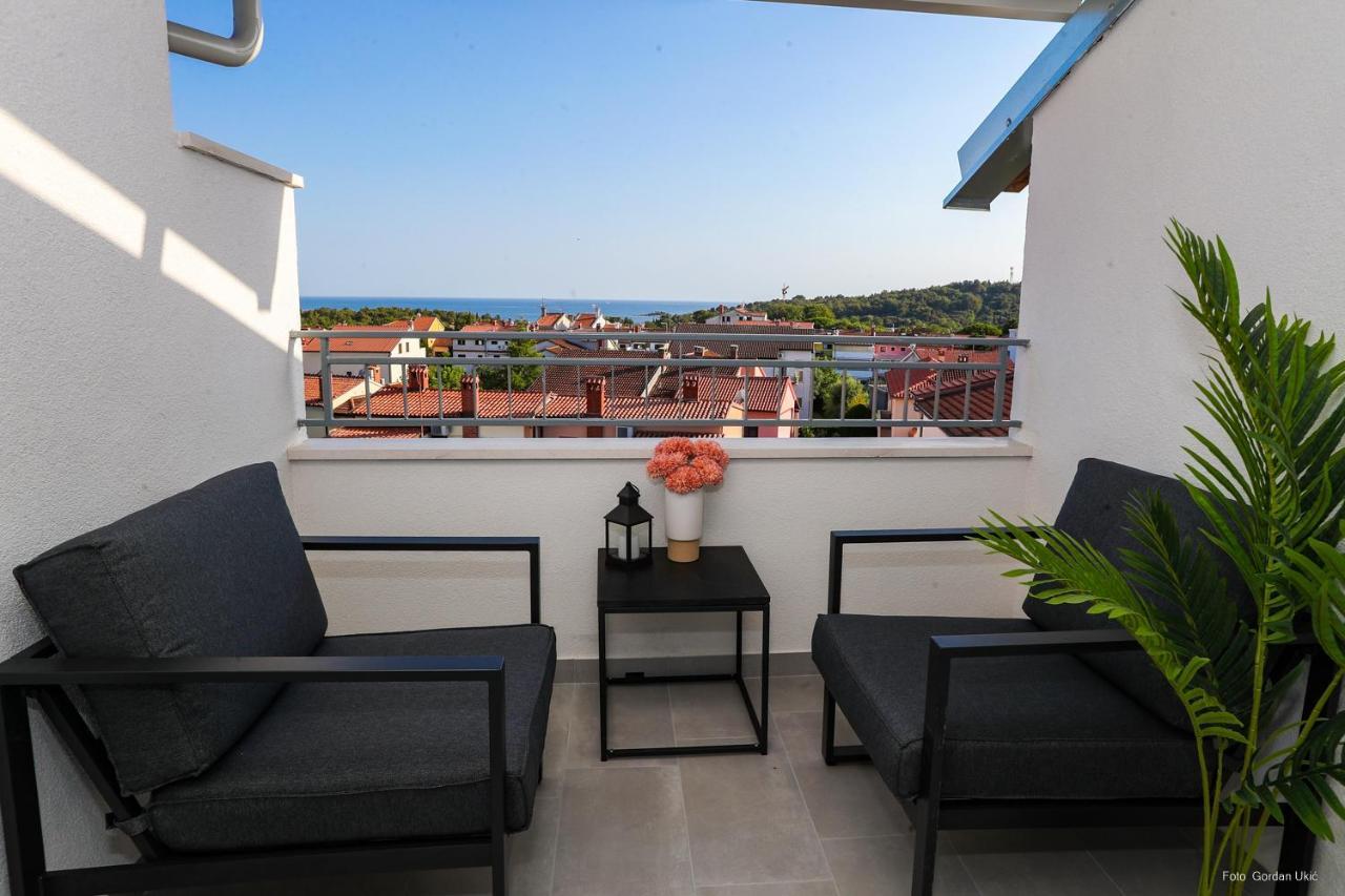 רוביני Blue Sky Apartment מראה חיצוני תמונה